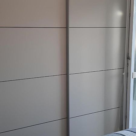 Apartment Puntamika Villa De Rosa - Ground Floor Zadar Luaran gambar