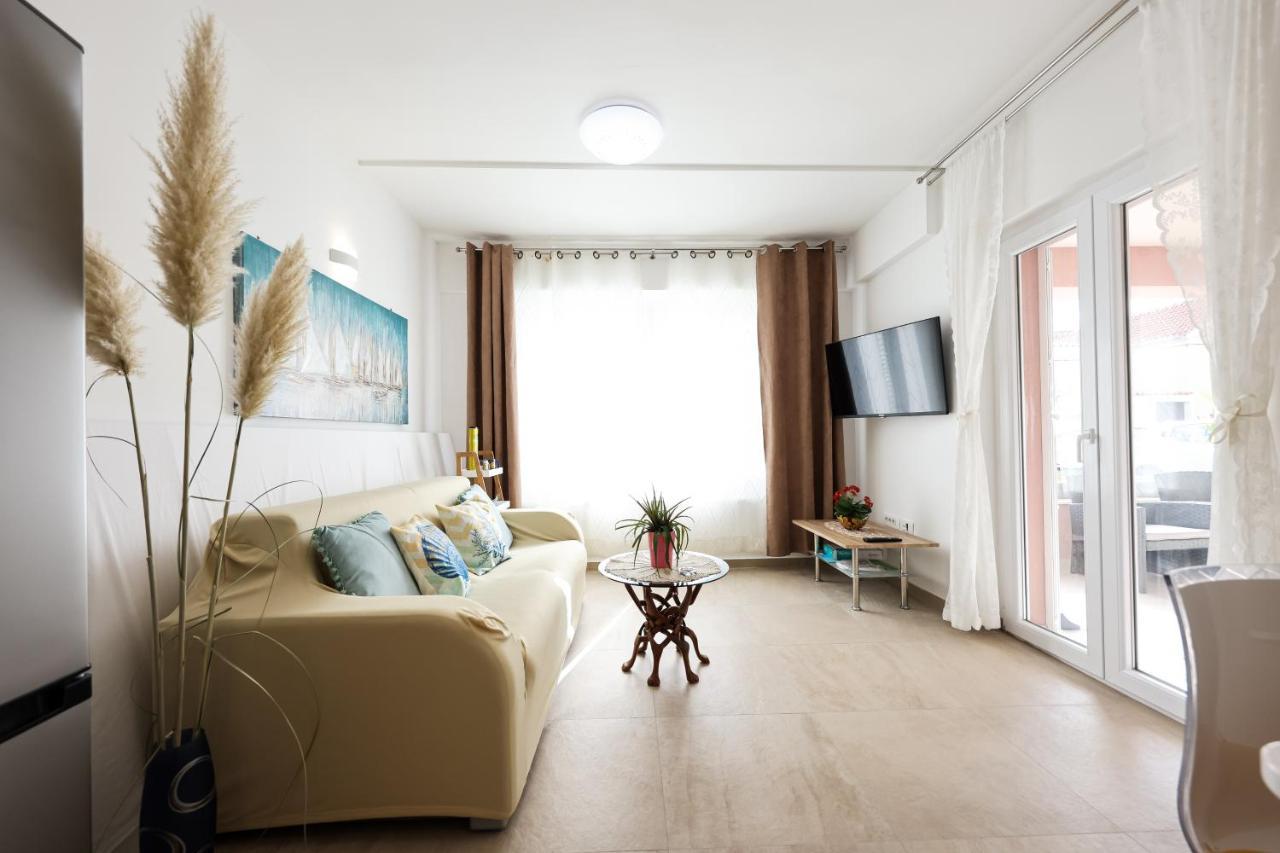Apartment Puntamika Villa De Rosa - Ground Floor Zadar Luaran gambar