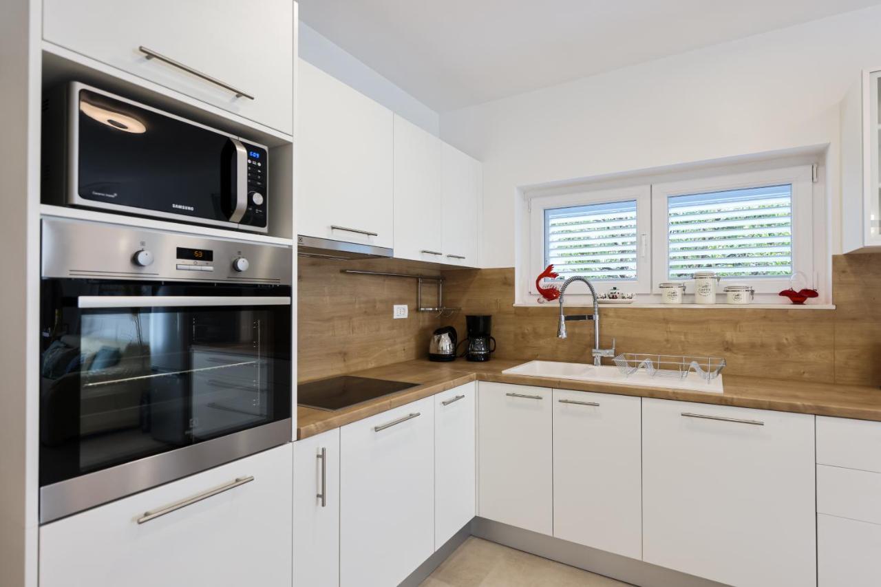 Apartment Puntamika Villa De Rosa - Ground Floor Zadar Luaran gambar
